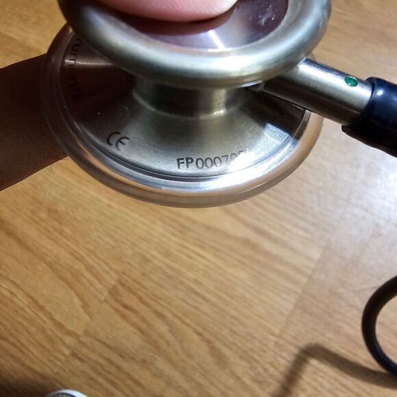 MDF Stethoscope Black Silver Translucent Rotational Diaphragm Excellent Conditio - Picture 6 of 7